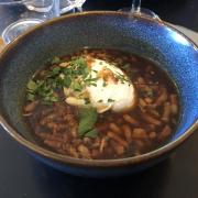 ....au restaurant la Belle de Mai. Oeuf meurette ....