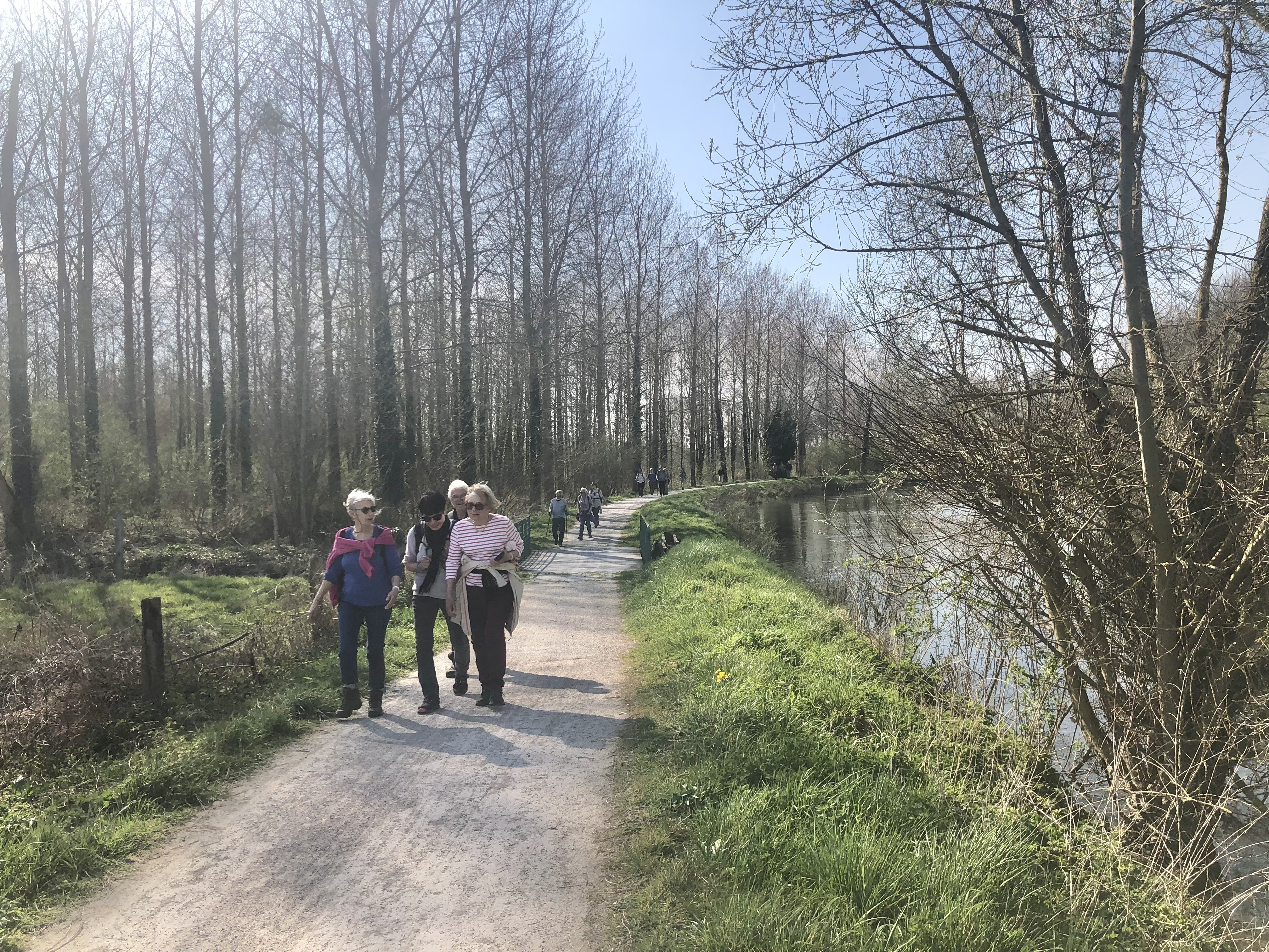 Retour en suivant à nouveau le bord de la Somme......