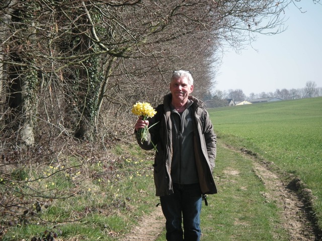 Il est beau !  (le bouquet bien sûr)