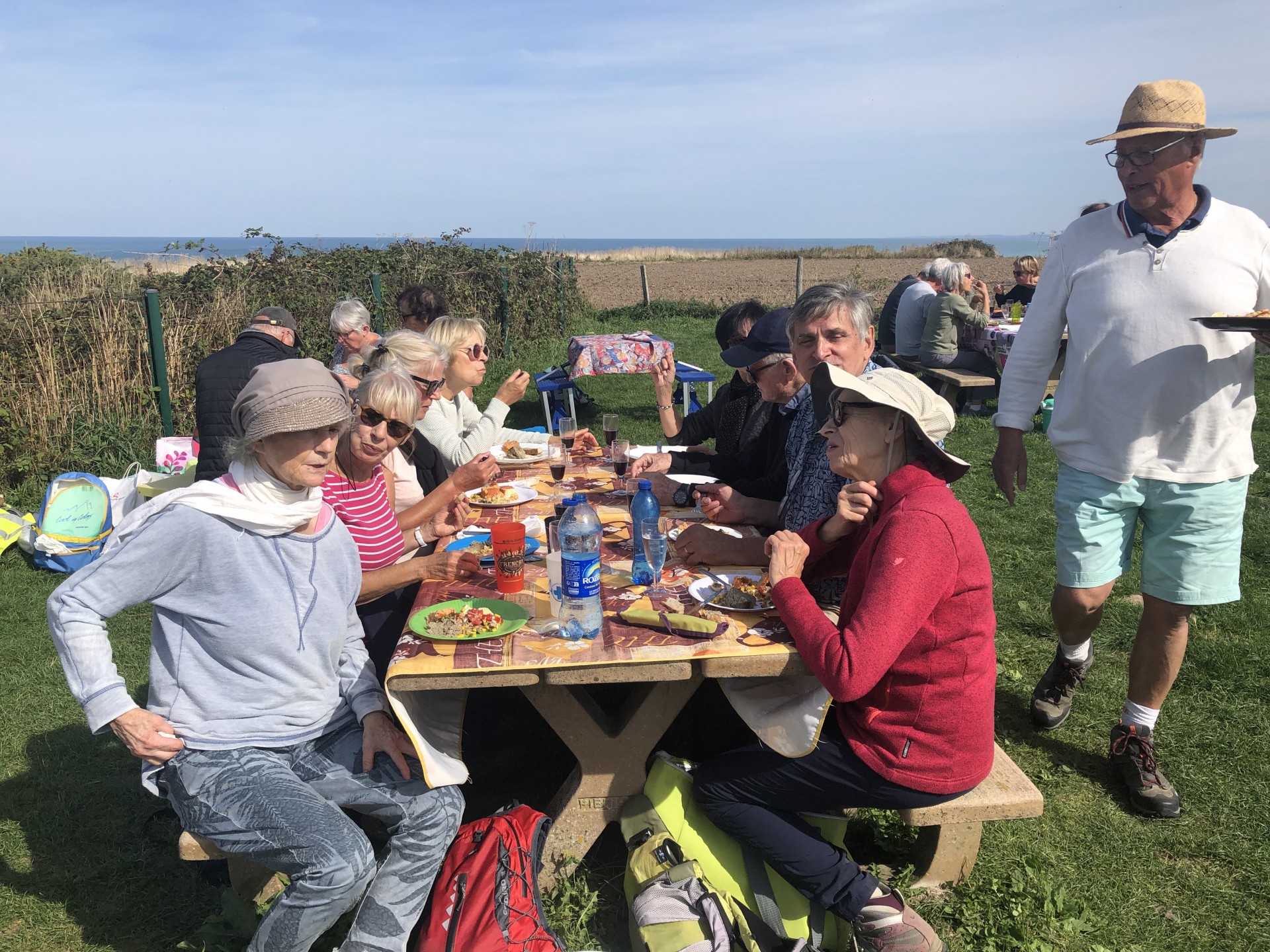 pique-nique avec vue sur la mer et les falaises !