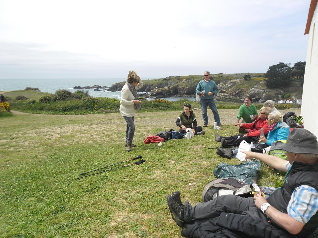 Ile d'Yeu : pique nique à la chapelle du port de la Meule
