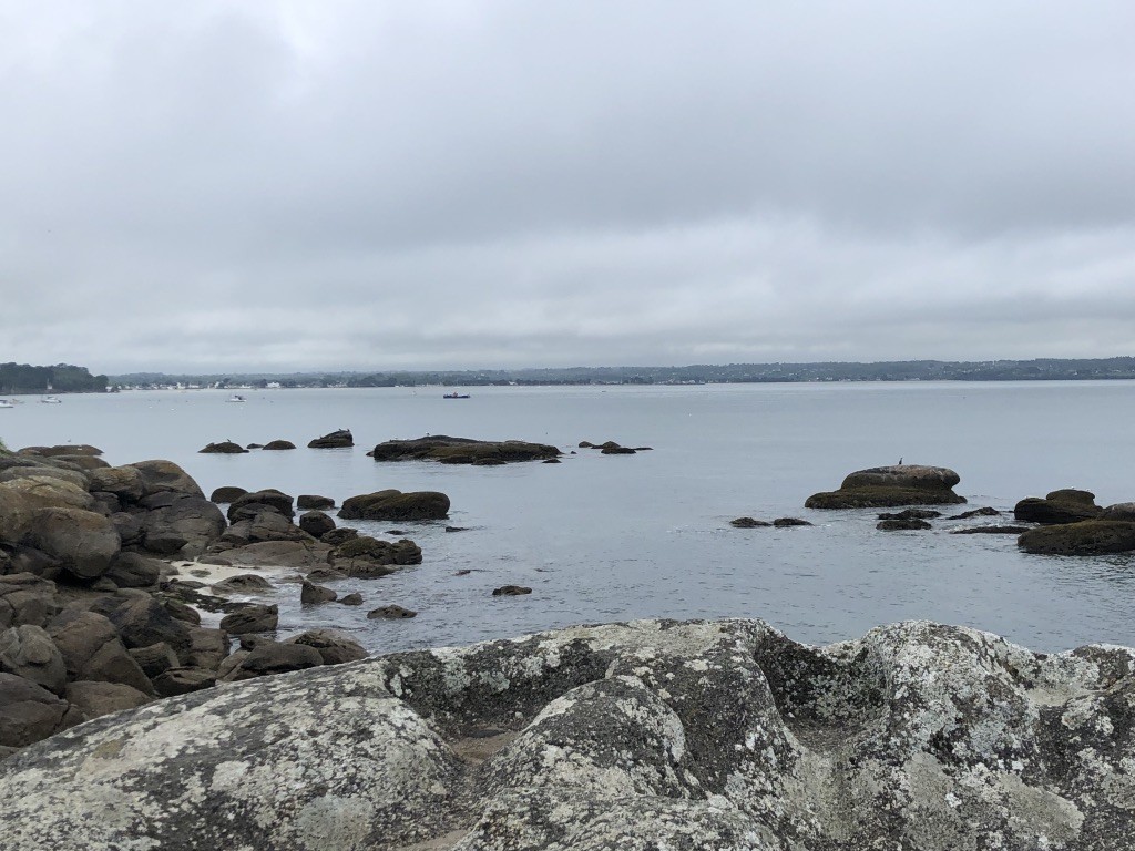 Départ de la plage de Beg Meil pour suivre le chemin des douaniers...