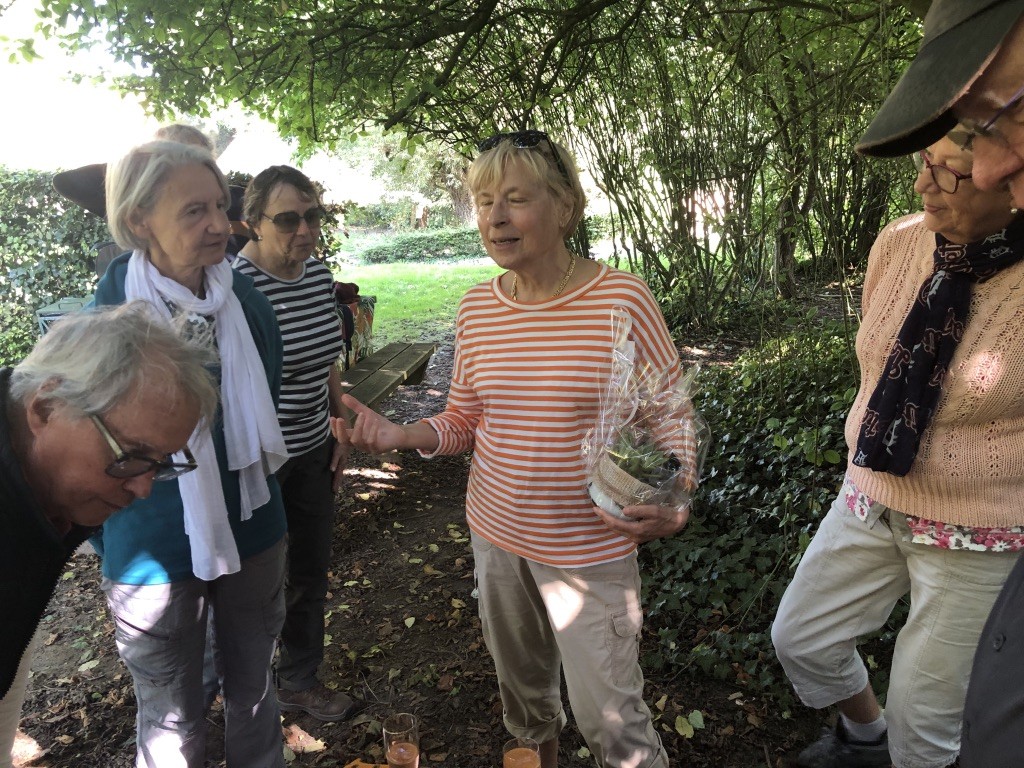 Crémant pour fêter l'anniversaire de Sylviane qui change de dizaine !