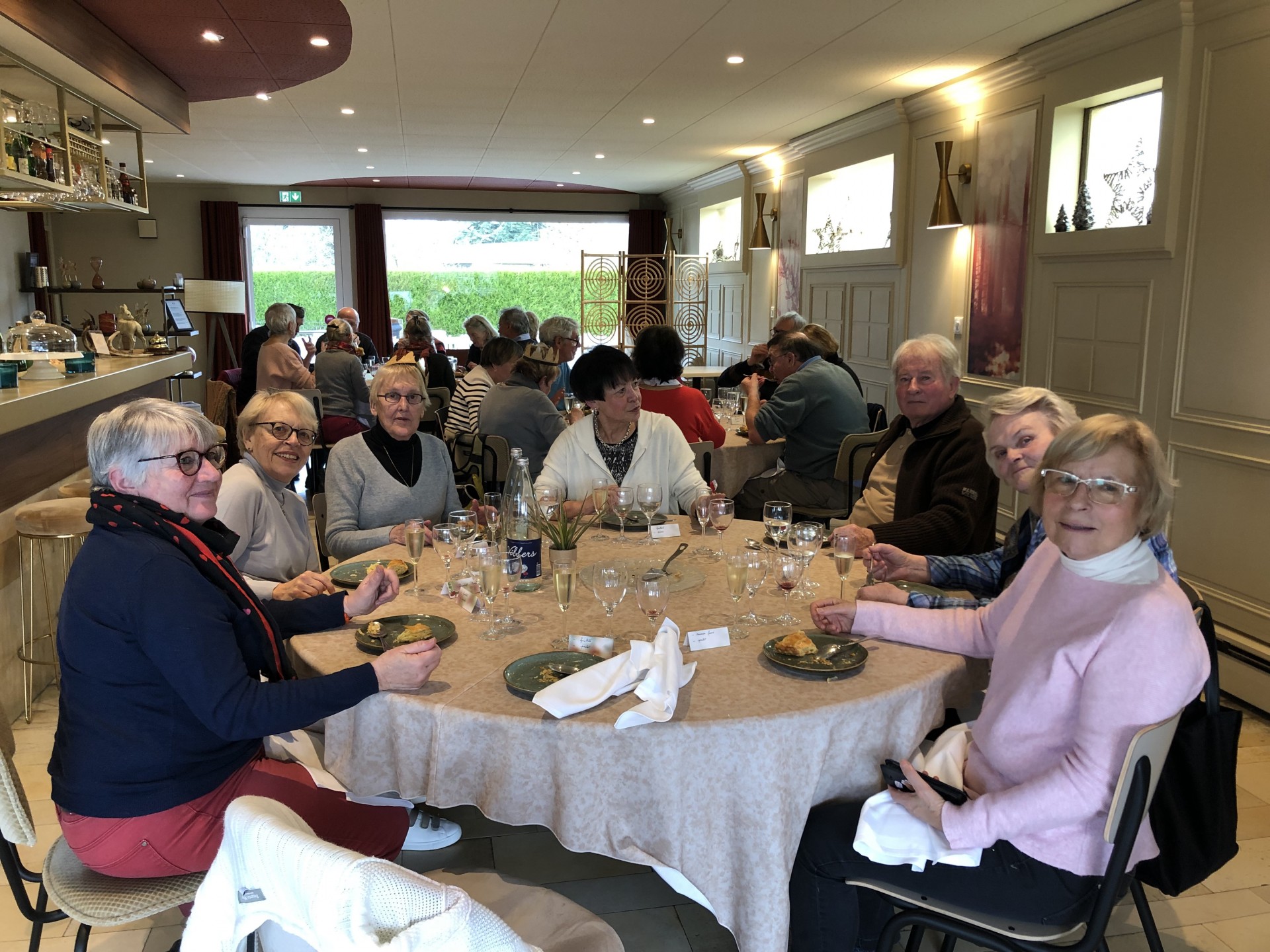 Chaque table a eu sa reine. À celle-ci : Réjane